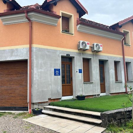 Apartman Galerija Ogulin Exterior foto