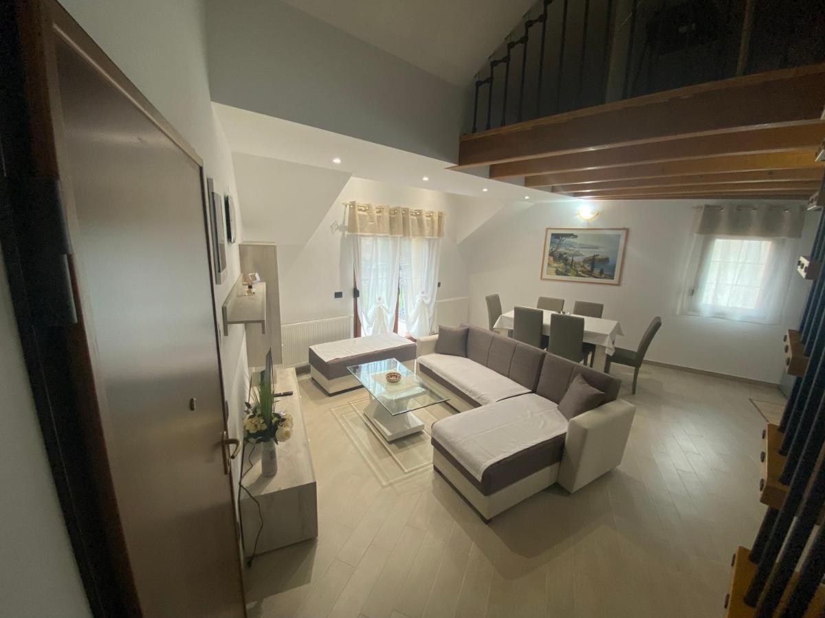 Apartman Galerija Ogulin Exterior foto